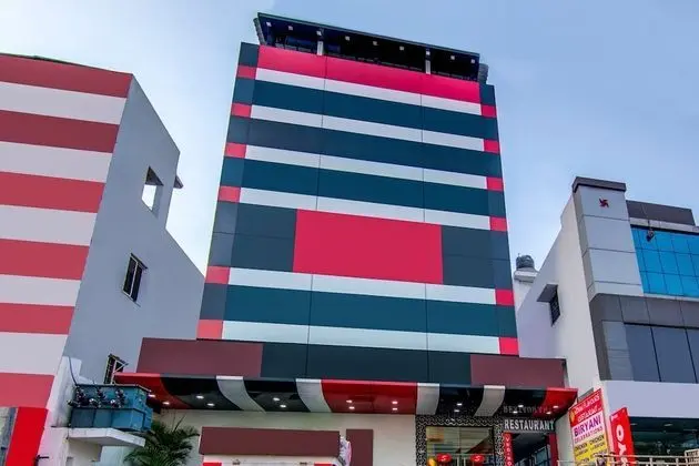 Collection O 5362 Hotel Spar Grand