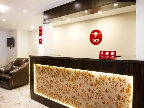 Collection O 7601 Hotel Park Heights Banjara Hills - Lobi