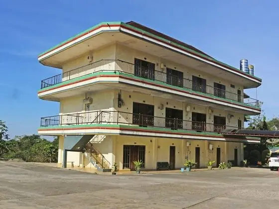 Collection O 91517 Hotel Gajah Mada Soe - Dış Mekan