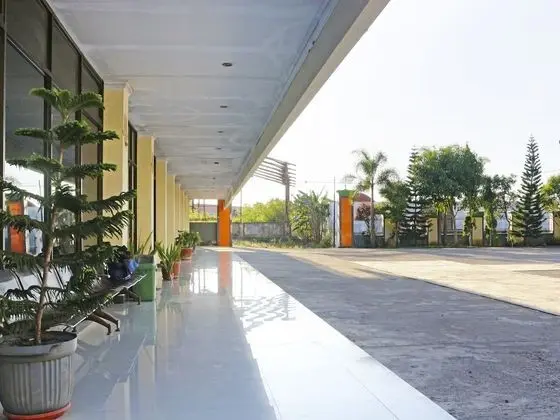 Collection O 91517 Hotel Gajah Mada Soe - 1