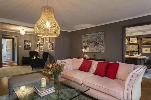 Collectors Victory Apartments - Öne Çıkan Resim