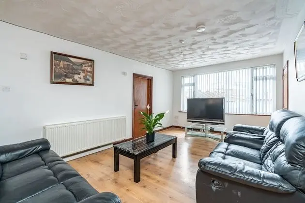 College Street Abode