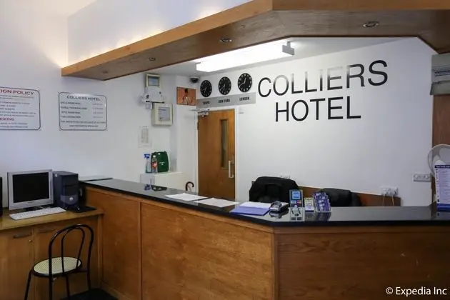 Colliers - Lobi