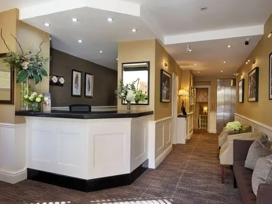 Collingham Serviced Apartments - Lobi