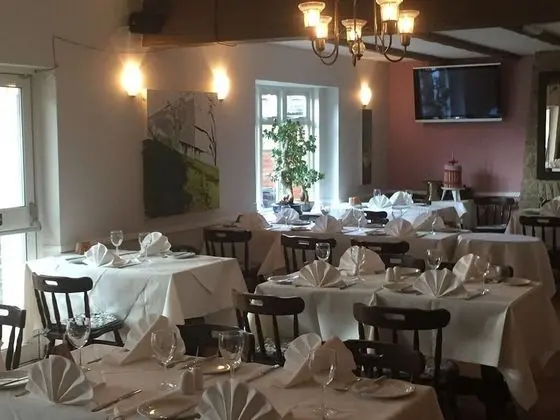 Colnbrook Lodge Guest House - Yerinde Yemek