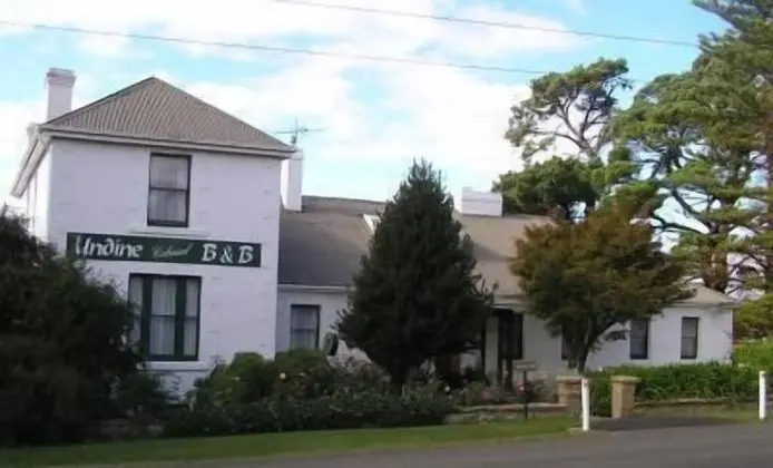 Colonial Accommodation at Undine