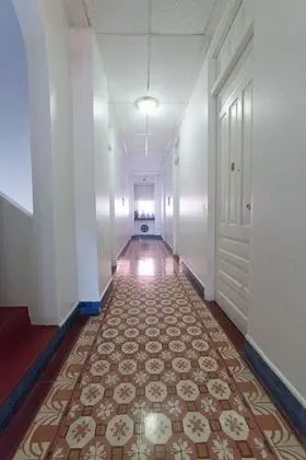 Hotel Colonial - İç Mekan