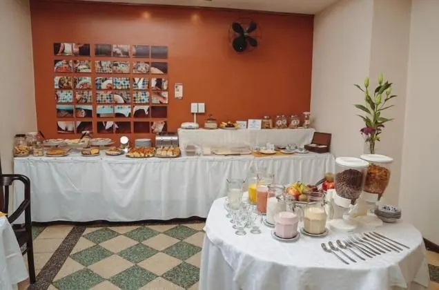 Colonial