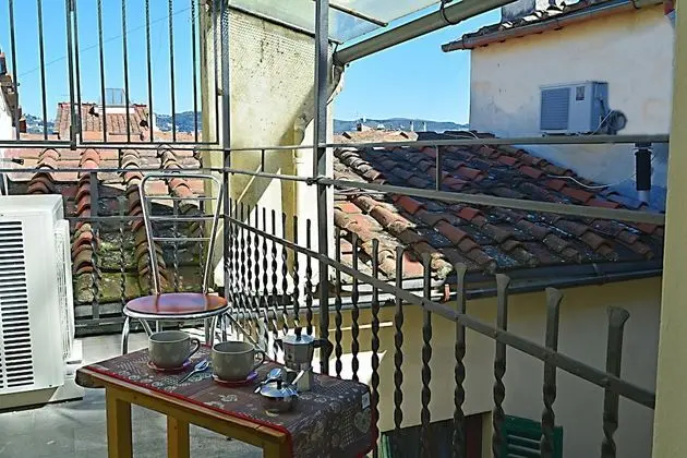 Colonna Apartment with Terrace