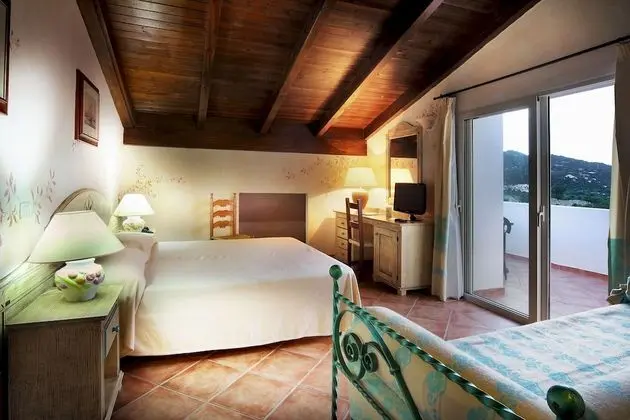 Colonna Beach Hotel - Oda