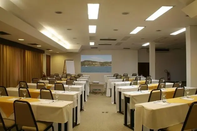 Colonna Galapagos Garden