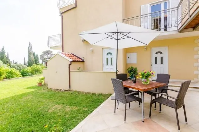 Color Apartments - İç Mekan