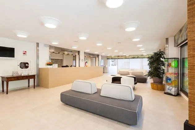 Color Ermitage Beach - Lobi