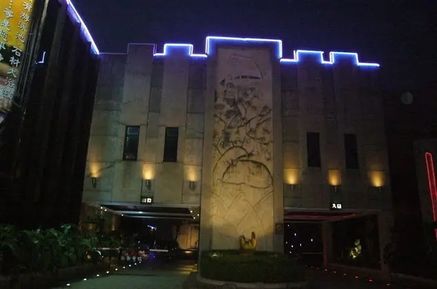 Color Motel