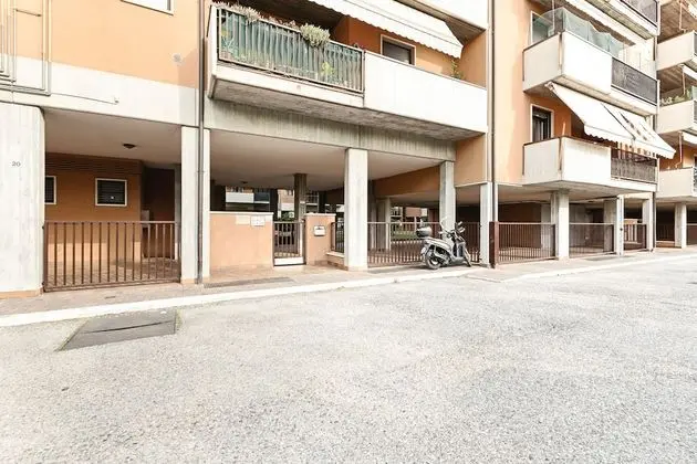Colourful Flat Borgo Roma - Dış Mekan