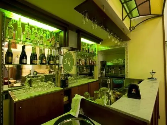 Columbia - Bar