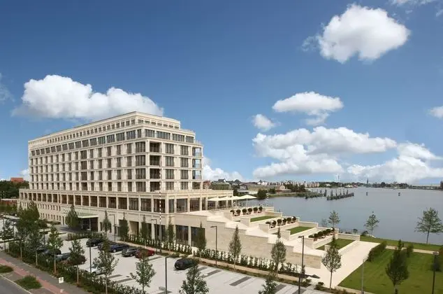 Columbia Hotel Wilhelmshaven - Dış Mekan