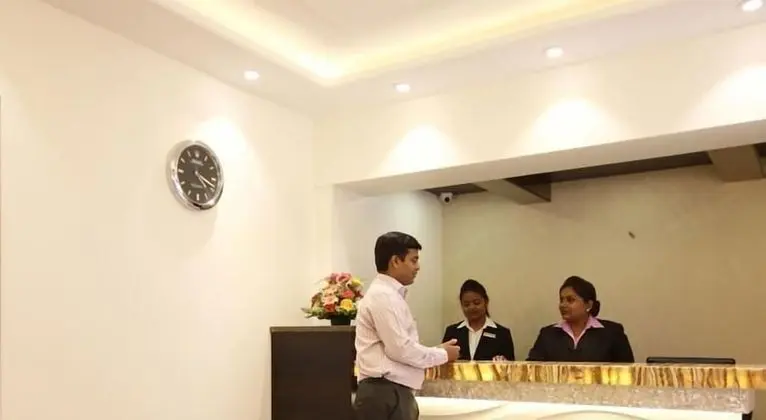 Hotel Columbus - Lobi