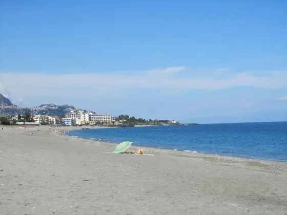 Comeinsicily - Rocce Nere - Plaj