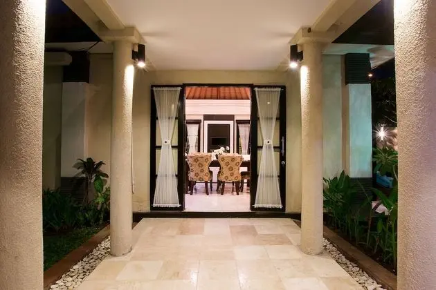 Cometa Villas Seminyak by Premier Hospitality Asia - Lobi