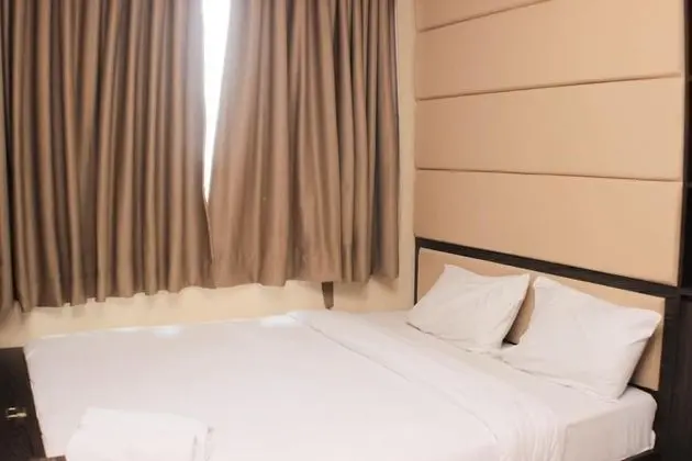 Comfort 1Br At Sky Terrace Apartment