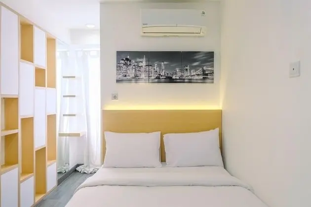Comfort 2Br At Cinere Bellevue Suites Apartment - Oda