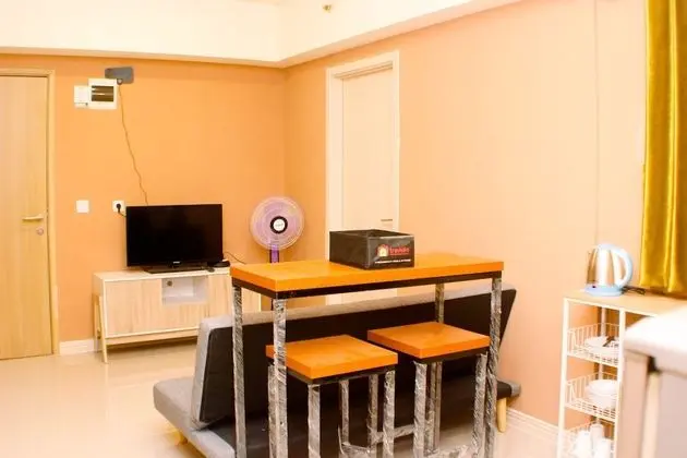 Comfort And Cozy Designed 2Br At Meikarta Apartment - Öne Çıkan Resim