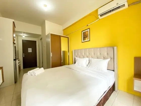 Comfort And Enjoy Living Studio Room Sunter Park View Apartment