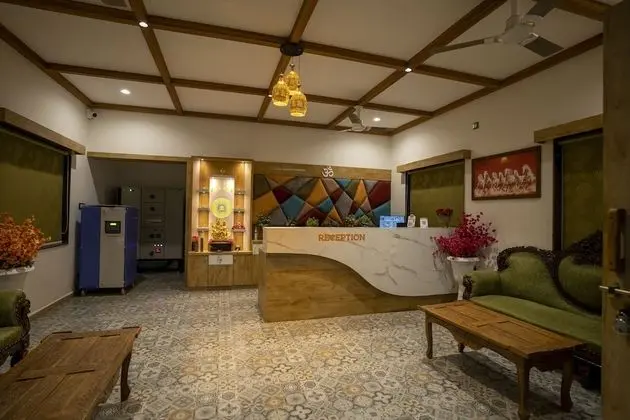 The Comfort Gir Resort