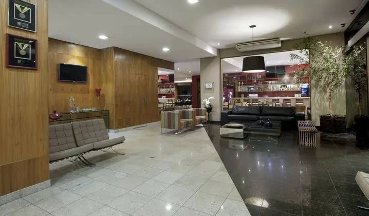 Comfort Hotel Goiania - Lobi