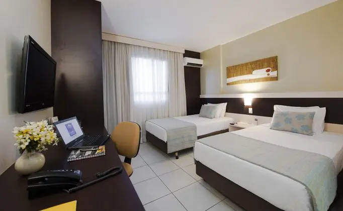 Comfort Hotel Goiania - Oda