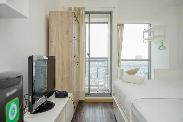 Comfort and Good Deal Studio Apartment at M-Town Residence - Oda