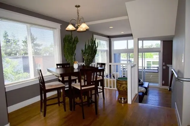 Comfort and Grace on Queen Anne Hill - Yerinde Yemek