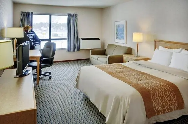 Comfort Inn Airport North Bay