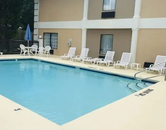 Comfort Inn (Archdale) - Havuz