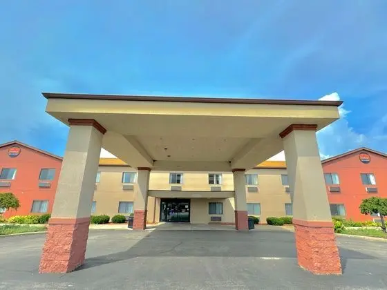 Comfort Inn - Dış Mekan