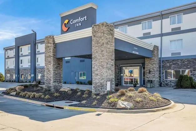 COMFORT INN BONNER SPRINGS KANSAS CITY - Öne Çıkan Resim