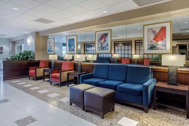Comfort Inn Conference Center Airport Area - Lobi