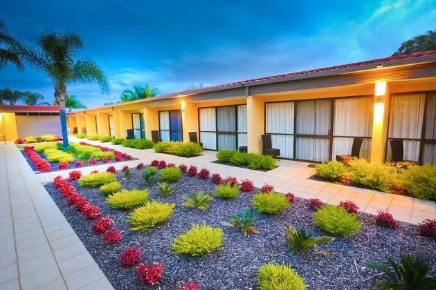 Comfort Inn Deakin Palms