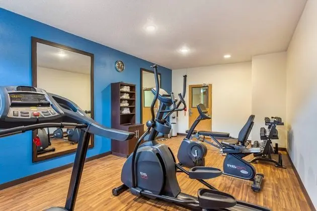 Comfort Inn DeKalb - Adjacent the University - Fitness