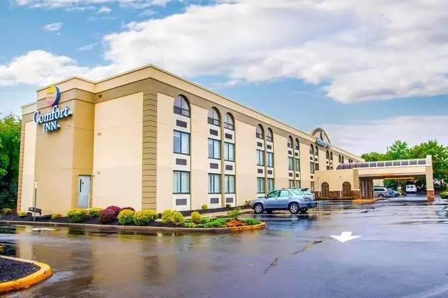 Comfort Inn Edison Area