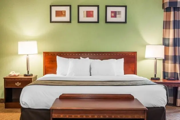 Comfort Inn Goshen Area