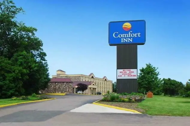 Comfort Inn - 1