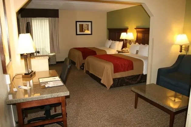 Comfort Inn Grove City Area