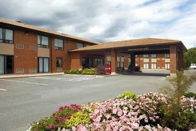 Comfort Inn Hwy 401 - Kingston