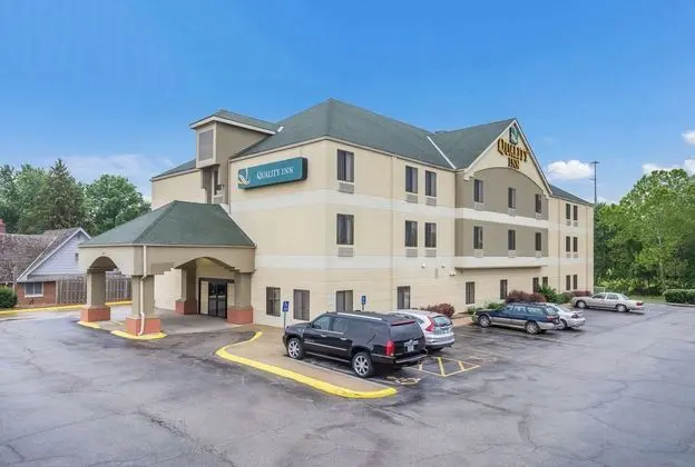 Comfort Inn (Kansas City) - Dış Mekan
