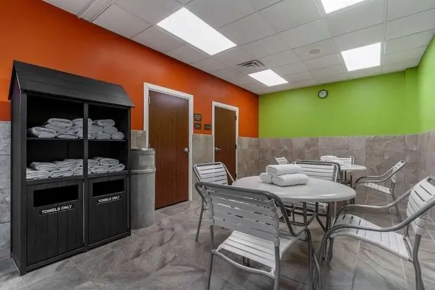 Comfort Inn Kearney I-80 - Havuz