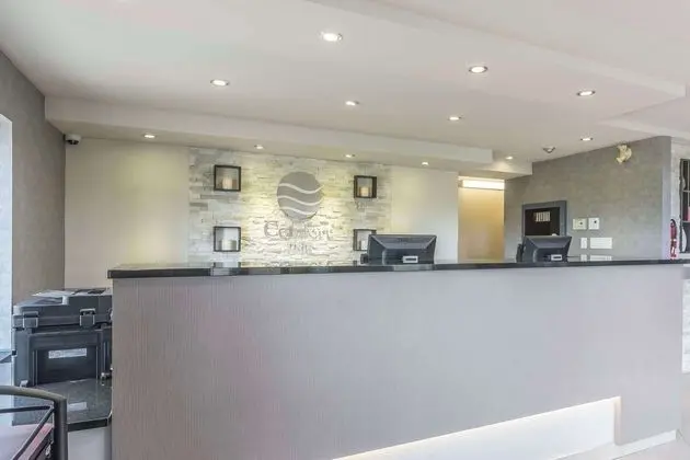 Comfort Inn Levis - Lobi