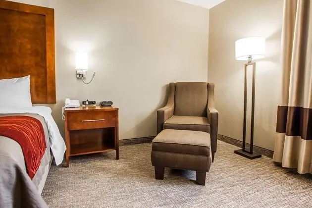 Comfort Inn Marshalltown Area