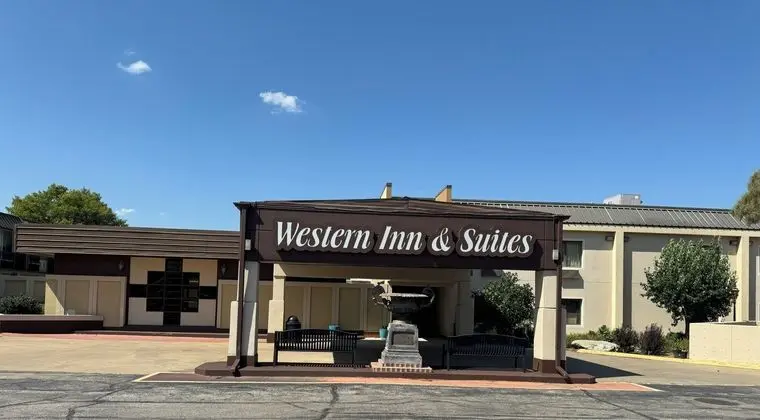 Comfort Inn Midwestern Square - Dış Mekan